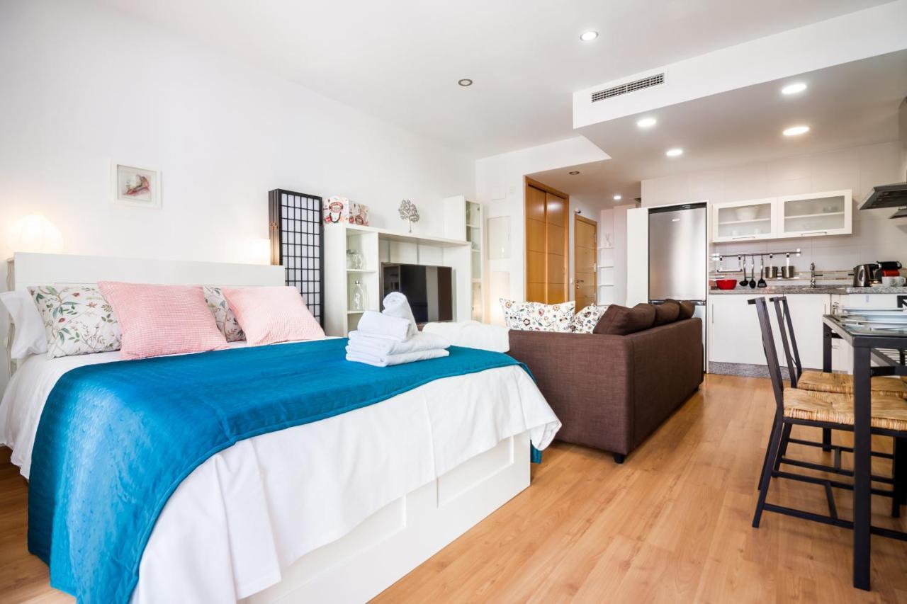 Sea & Wave Adela Boutique Apartment 马拉加 外观 照片